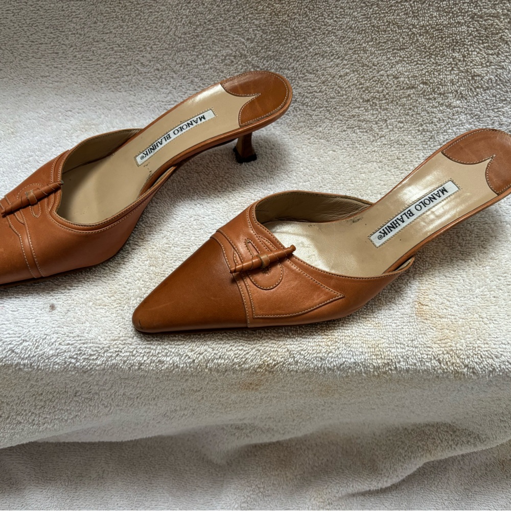 Women’s slides